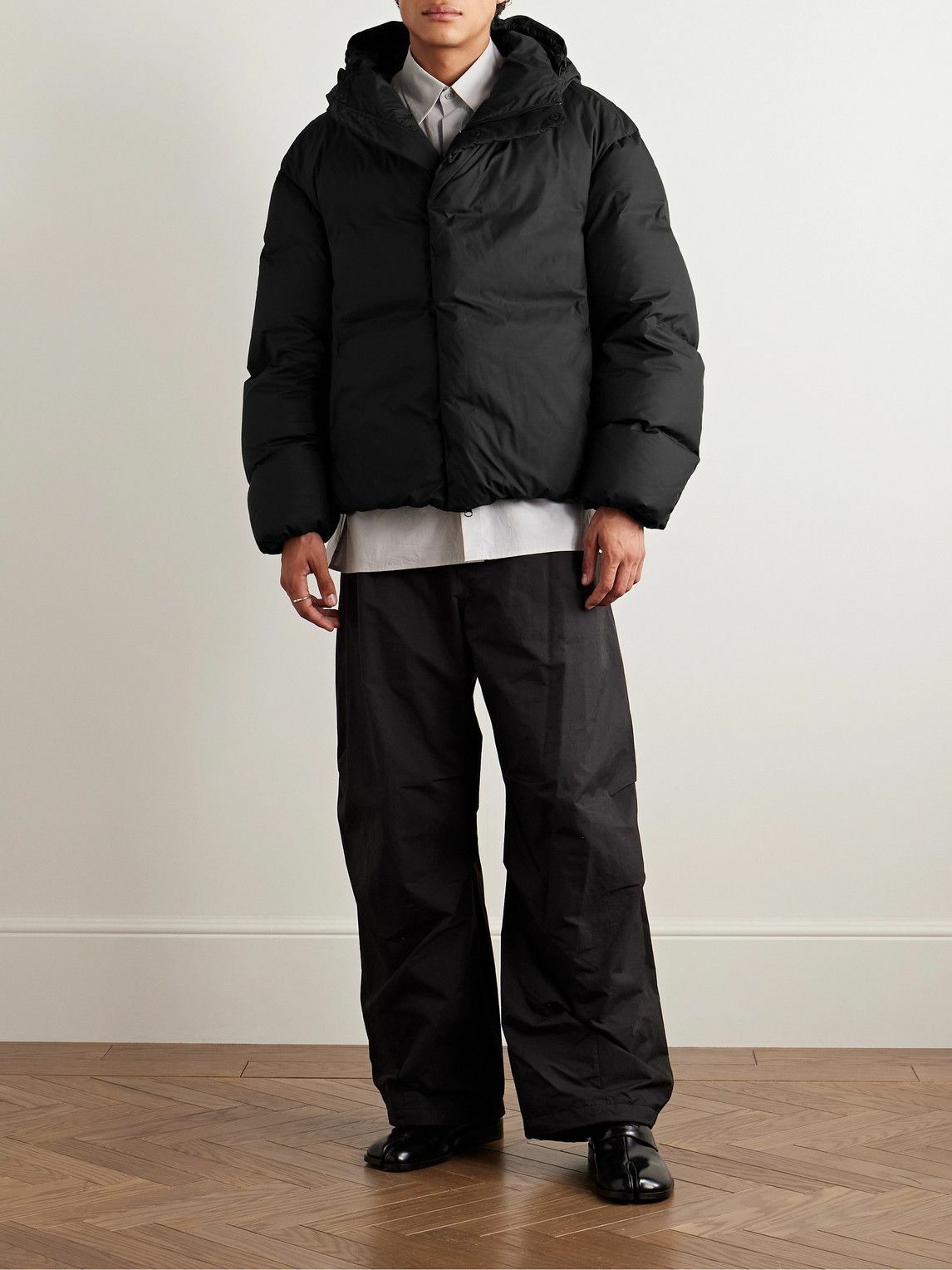 Amomento - Quilted Shell Hooded Down Jacket - Black AMOMENTO