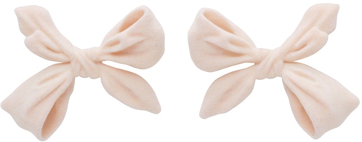 Photo: Shushu/Tong Pink YVMIN Edition Wrinkle Velvet Bow Earrings