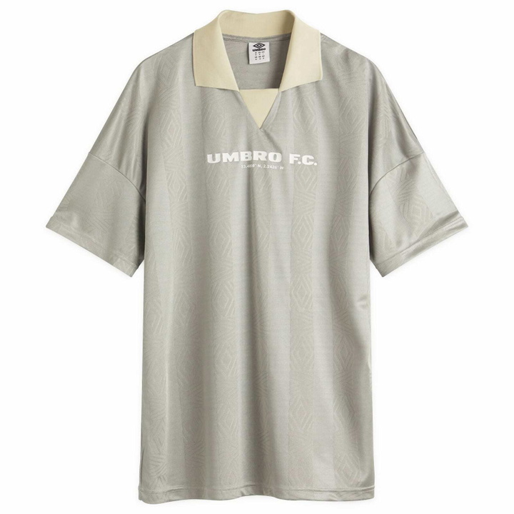 Photo: Umbro Retro Football Jersey in Silver Griffin
