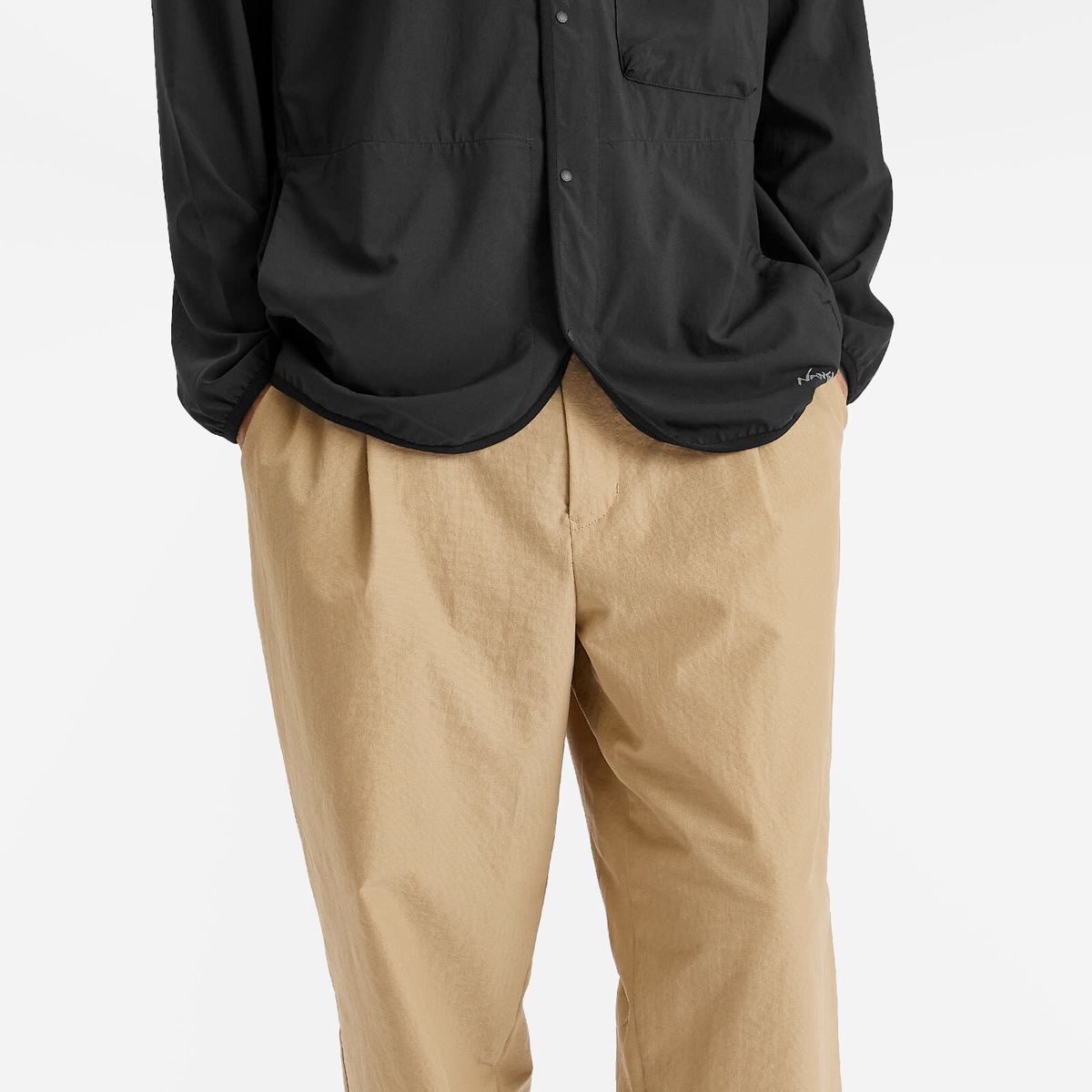 NANGA Men's Dotair® Comfy Tuck Tapered Trousers in Beige