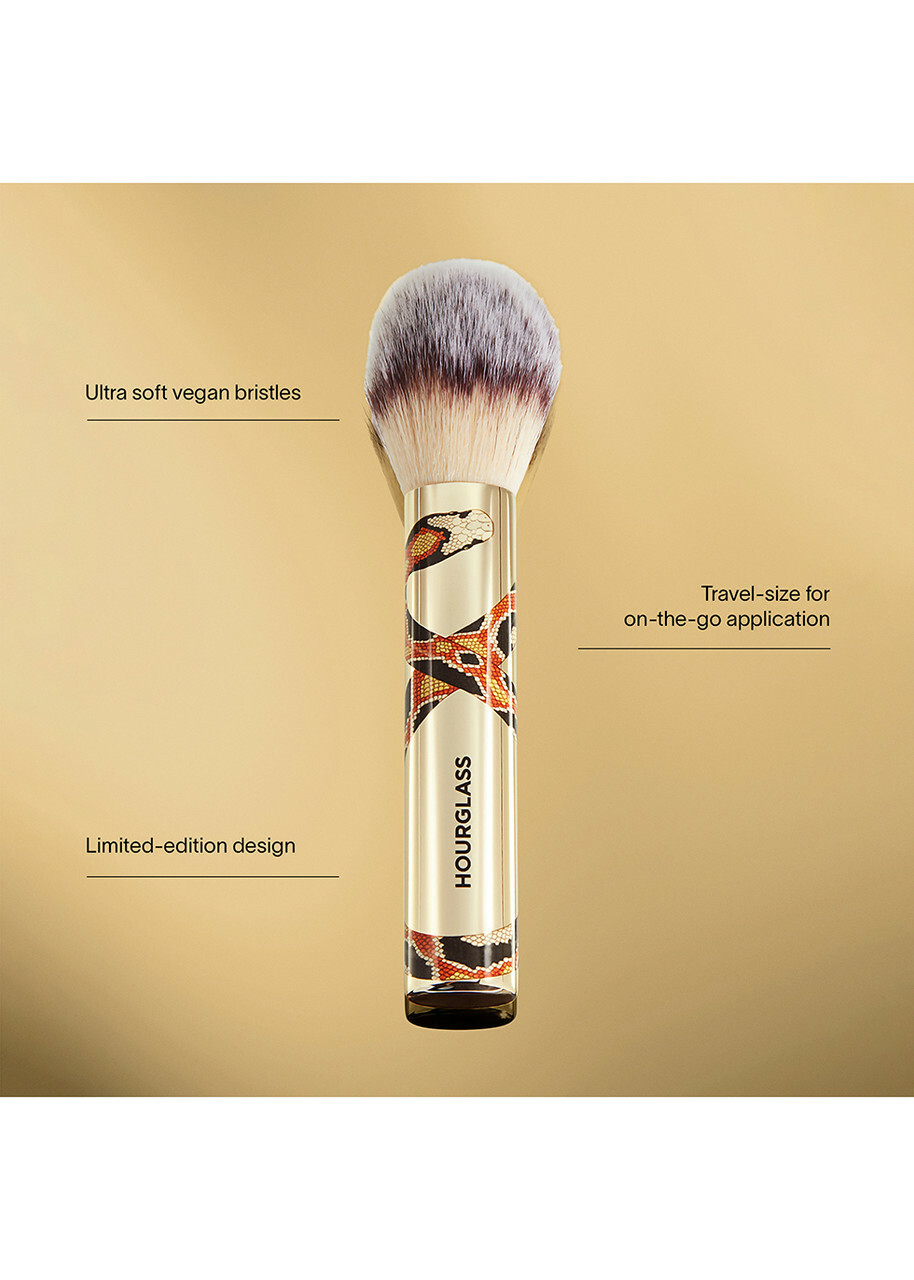 Hourglass Travel Powder Brush Snake