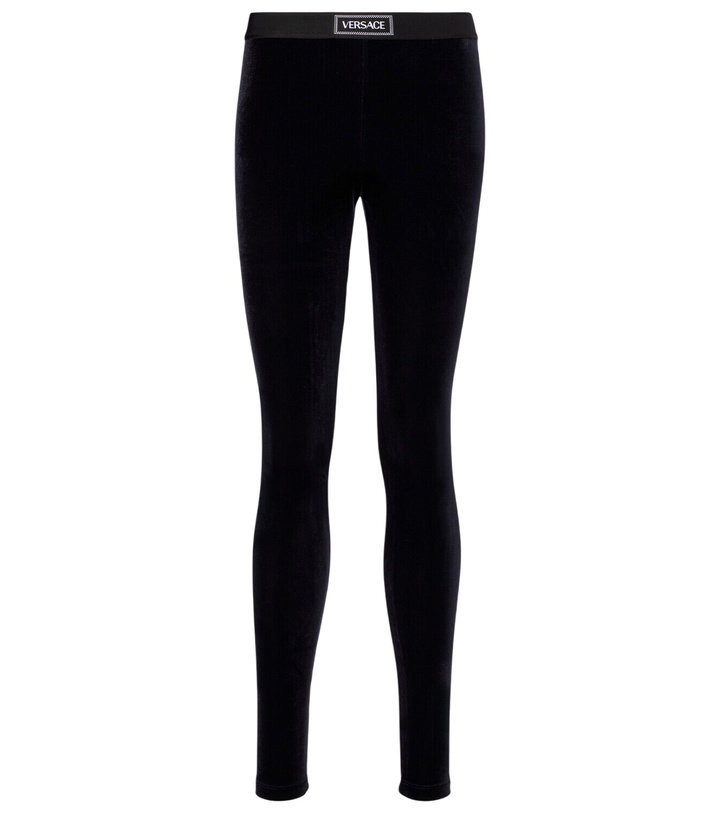 Photo: Versace Logo jersey leggings