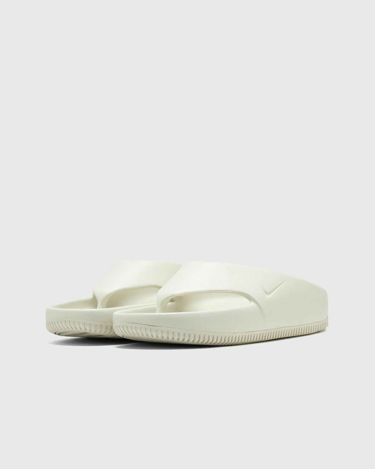 NIKE新品★CALM SANDAL24cm(ホワイト) Amazon.com | Nike Women's Calm Sandals, Light Bone, Off