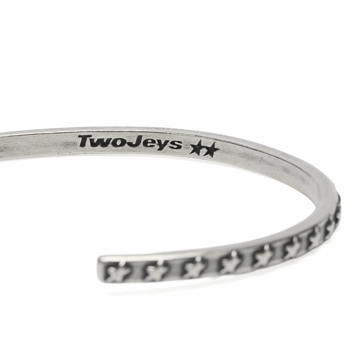 TwoJeys Men's Star Studded Bangle in Sterling Silver 