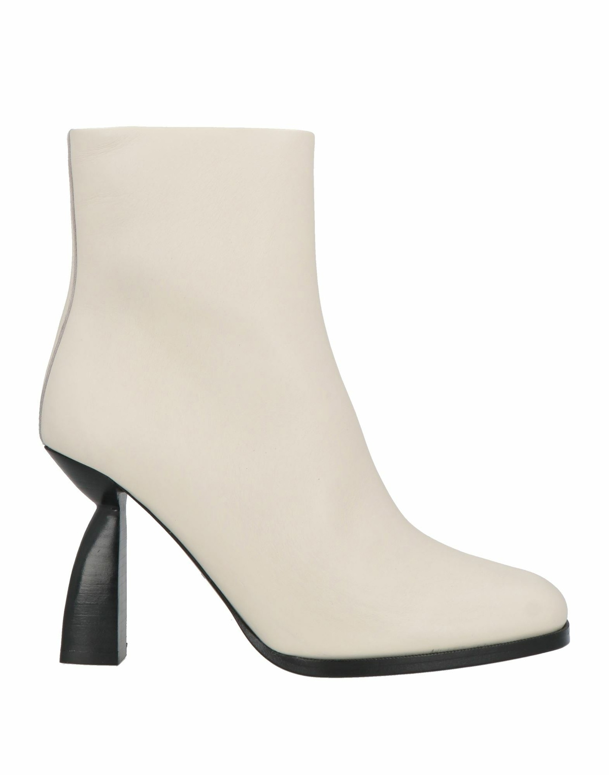 Nodaleto Womens Ankle boots in Off white