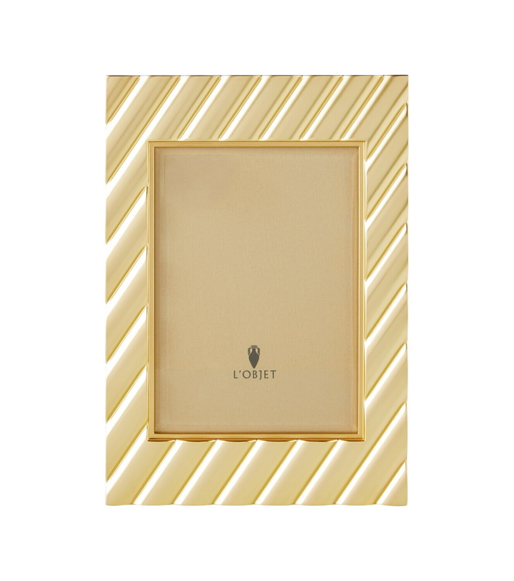 Photo: L'Objet Maxime gold-plated metal picture frame