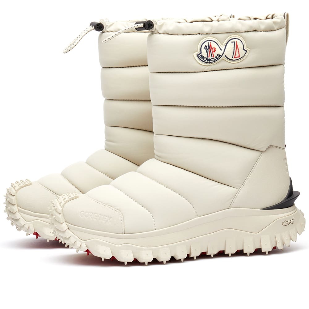 END. x Moncler Trailgrip Après High Snow Boots W in Beige