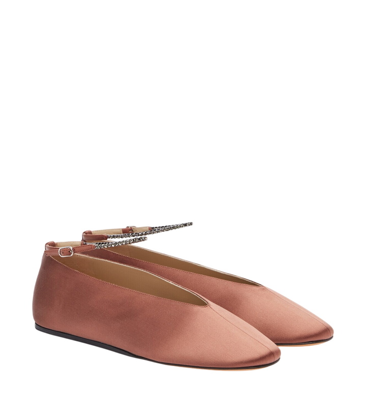 Photo: Le Monde Béryl Olympia embellished satin ballet flats