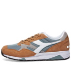 Diadora Men's N902 S Sneakers in Doe/Trooper