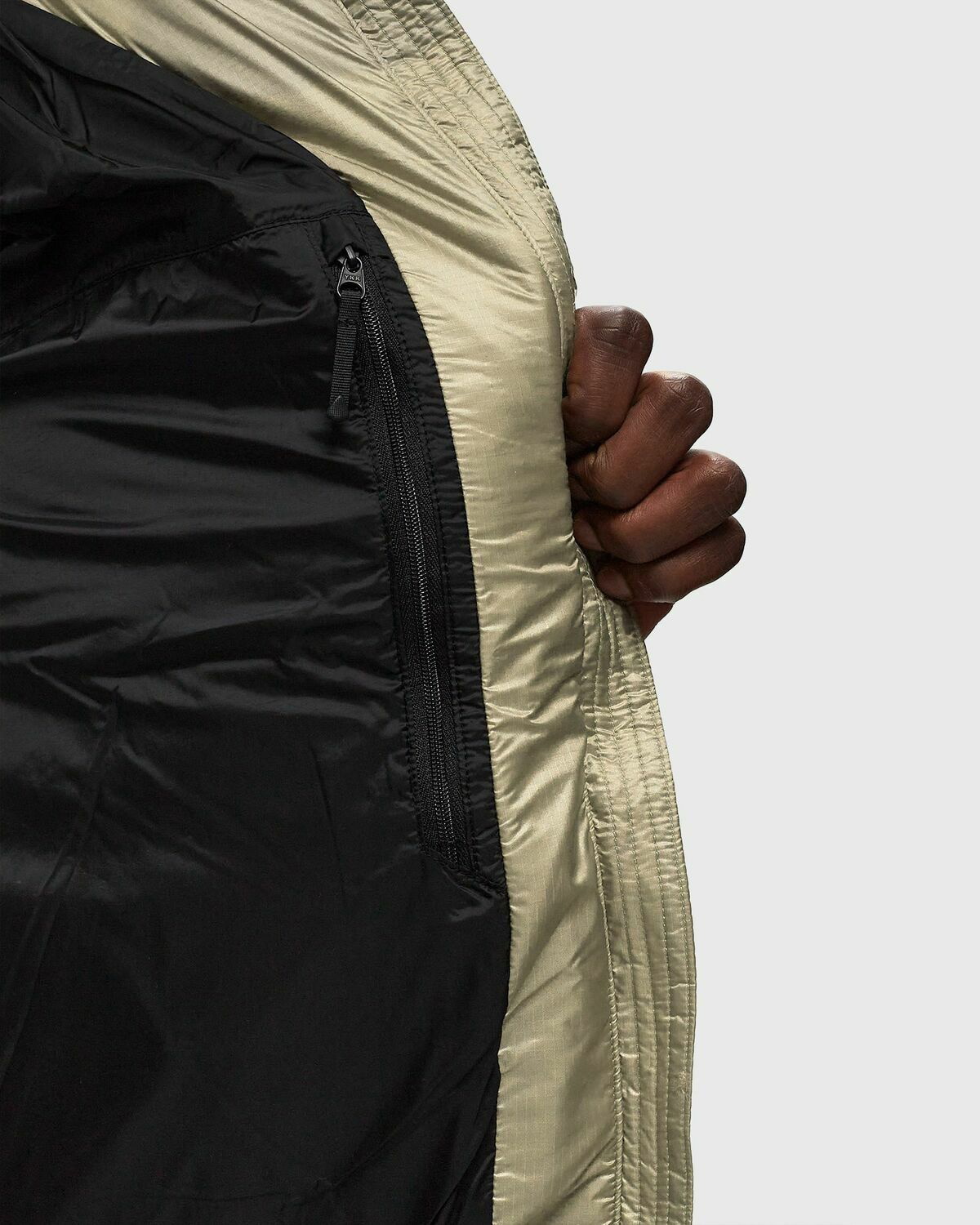 Goldwin Goldwin 0-PERTEX QUANTUM Down Parka Beige Mens Down Goldwin Goldwin 0-PERTEX QUANTUM Down Parka Beige Mens Down