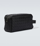 Bottega Veneta - Intrecciato leather wash bag