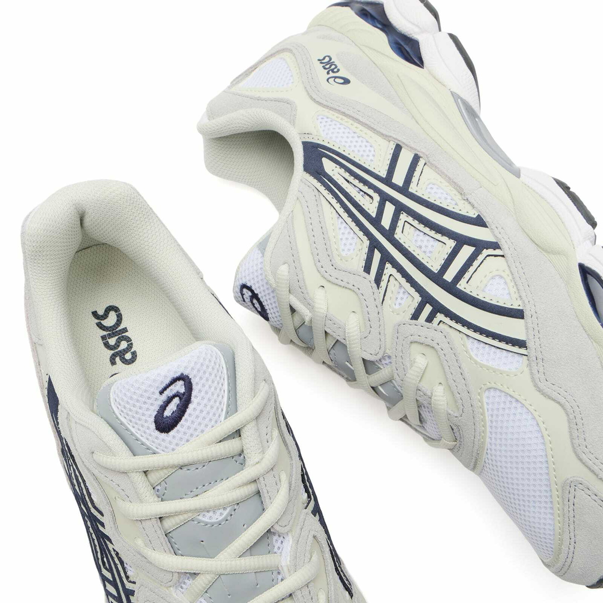 Asics GEL-NYC Sneaker in White/Midnight