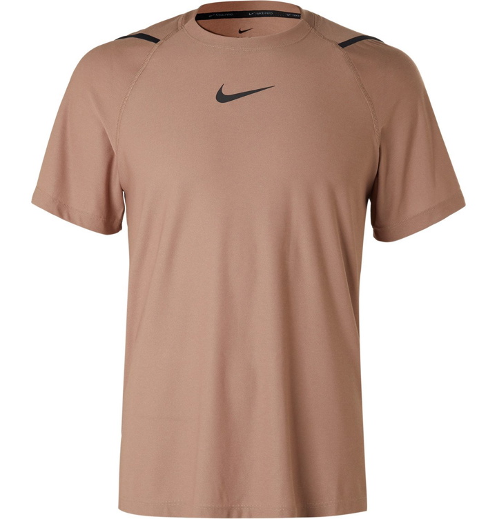 Photo: Nike Training - Pro Jersey T-Shirt - Pink