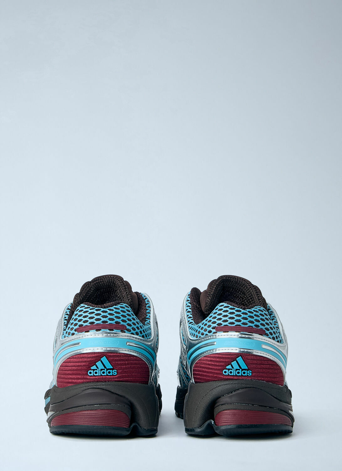 adidas Adistar Control 5 Sneakers