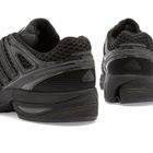 Adidas Adistar Control 5 in Black