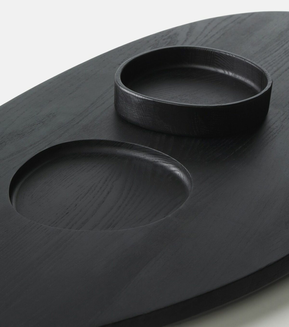 Serax Dune wooden platter and bowl by Kelly Wearstler