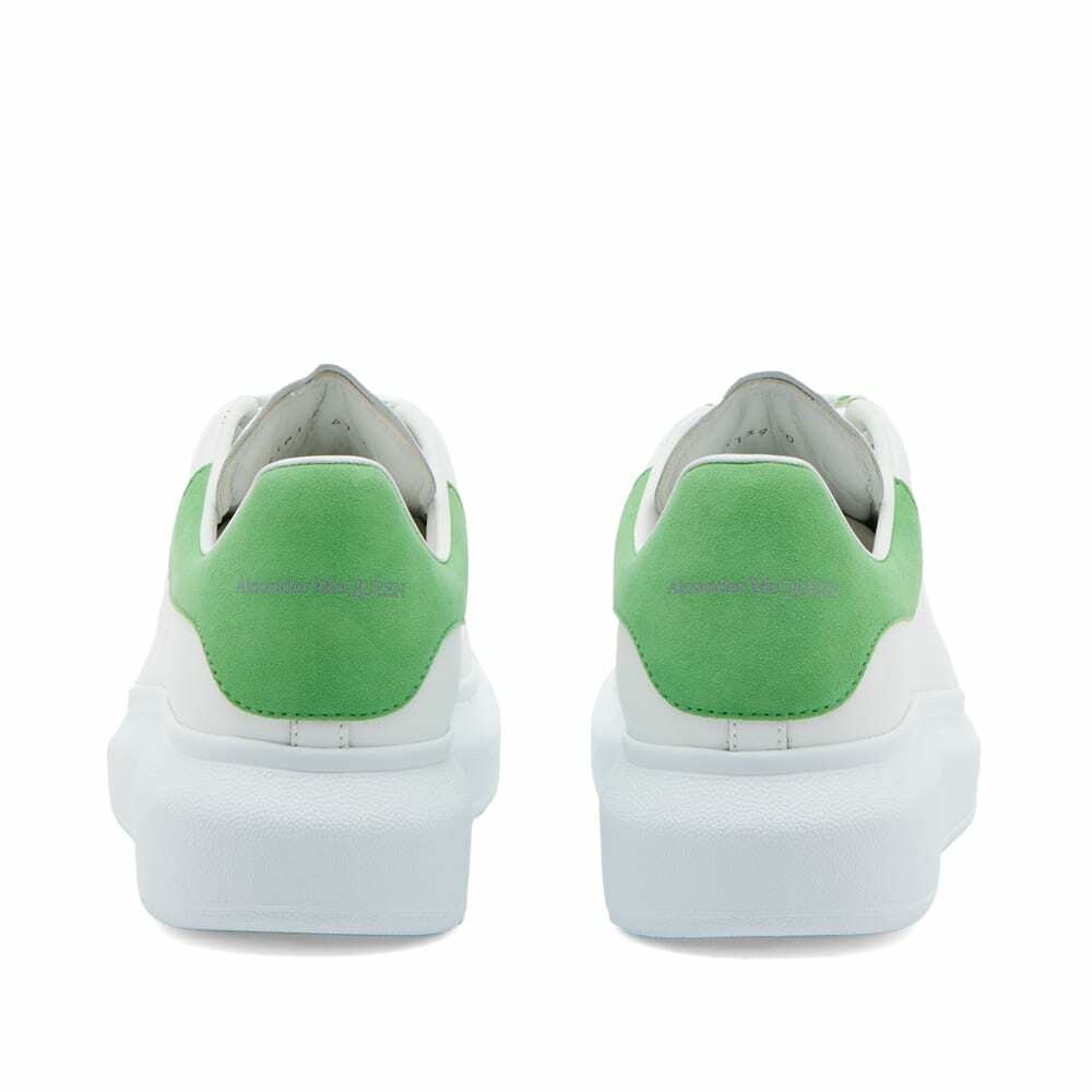 Alexander McQueen Women display picture 1