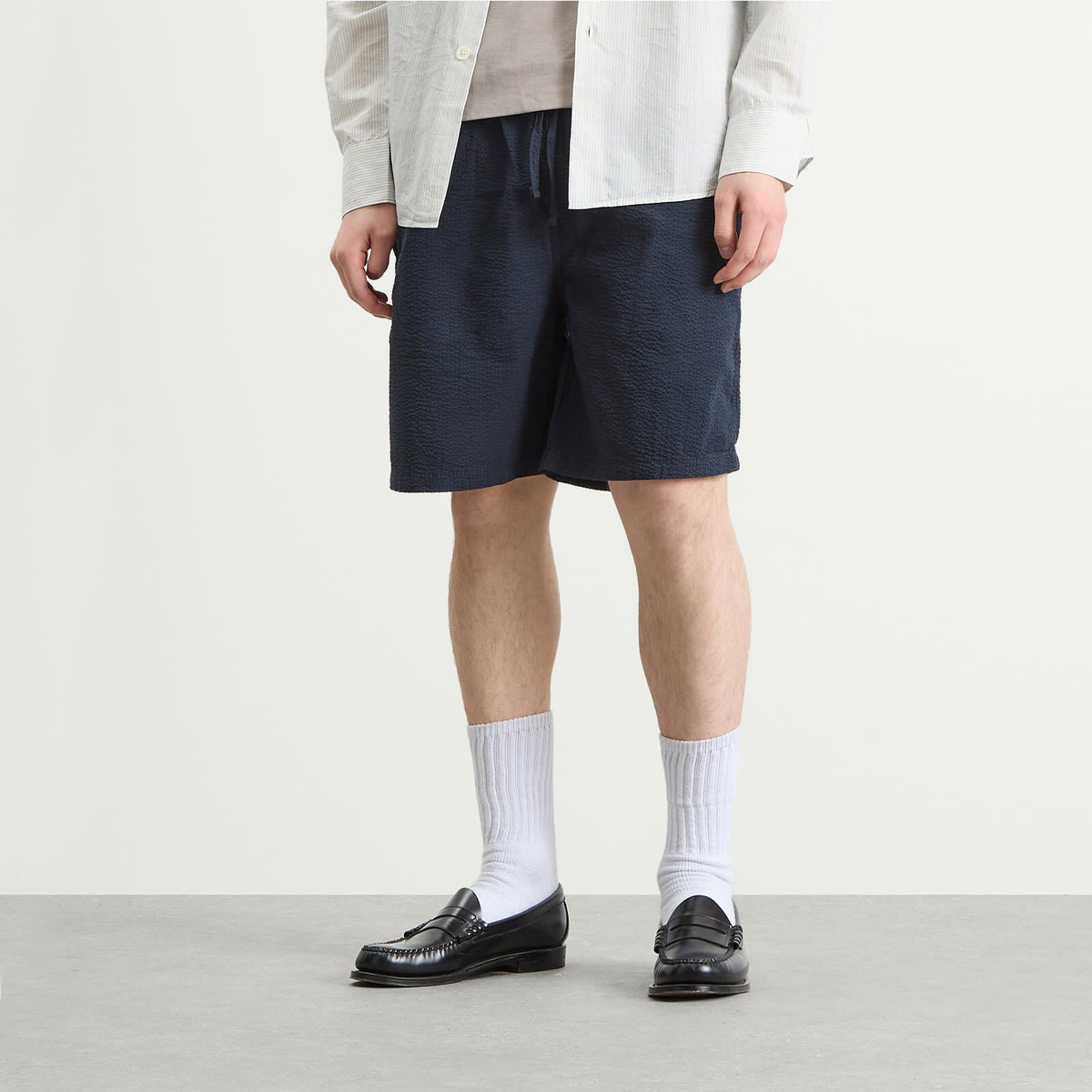 Foret Men's Hush Seersucker Shorts in Navy