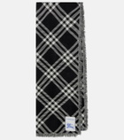 Burberry Burberry Check wool and silk scarf