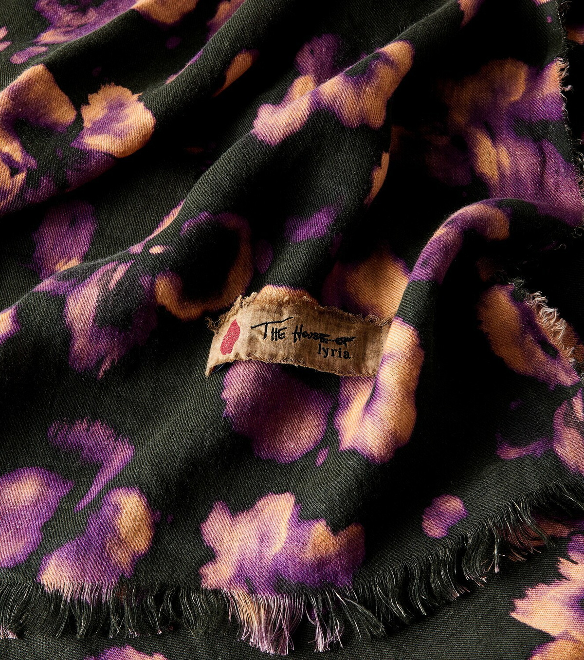 The House of Lyria Firmamento floral linen throw