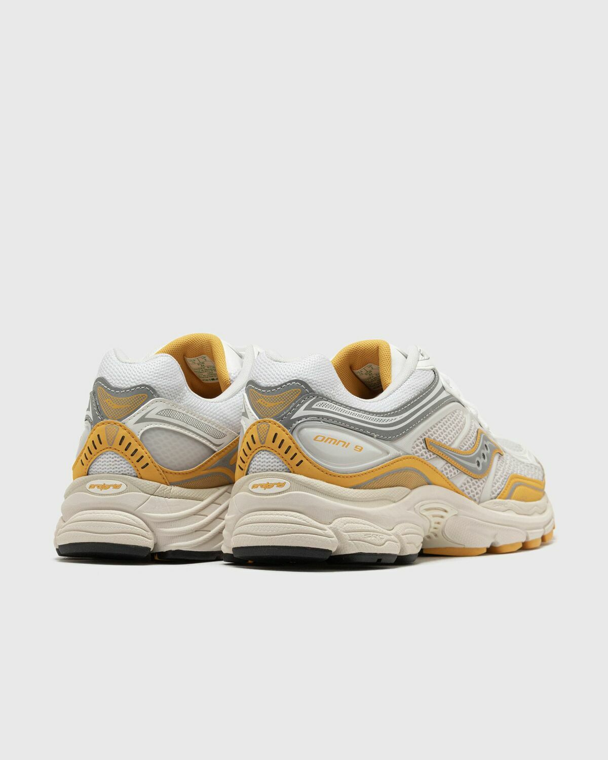 Saucony Originals PROGRID OMNI 9 Beige Mens Lowtop