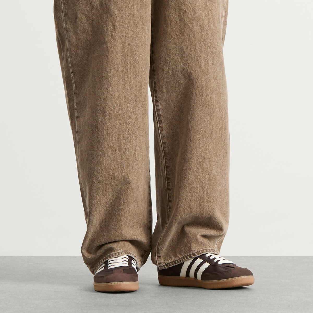 Adidas Samba OG Sneaker in Dark Brown/Off White/Gum4