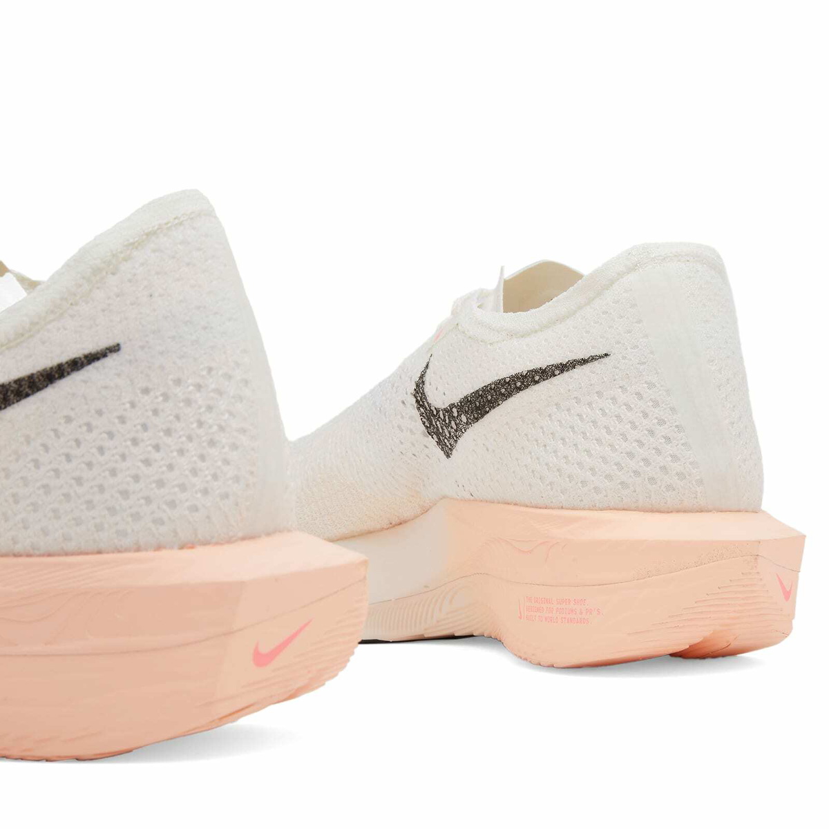 Nike ZoomX Vaporfly Next% 3 Mens Size 13 Sail Guava Ice Black Crimson Nike ZoomX VaporFly Next% 3 Sail/Crimson Tint/Guava Ice  main image 4