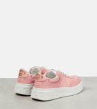 Gucci - Chunky B leather sneakers