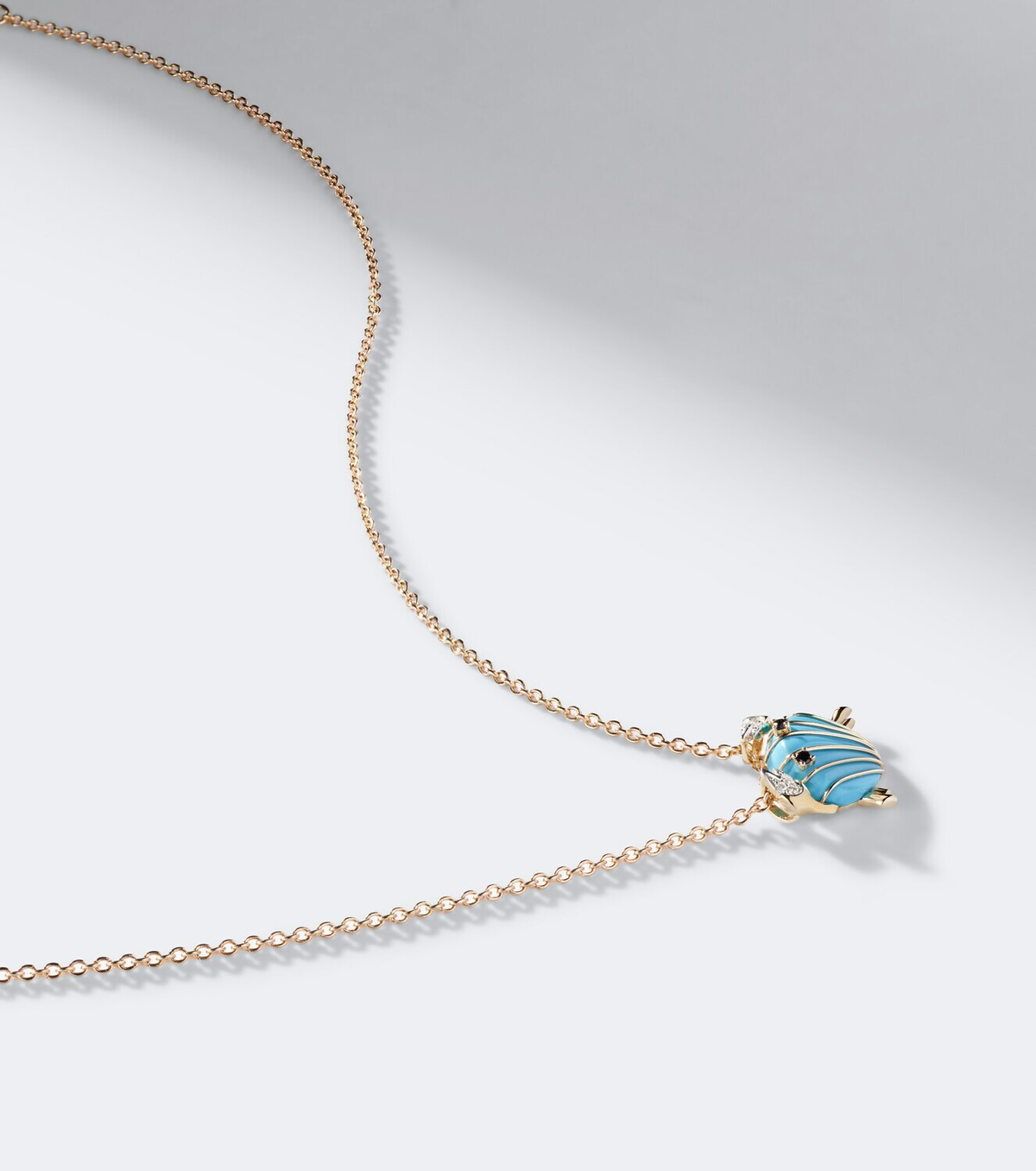 Yvonne Léon Crabe Coquillage 9kt gold pendant necklace with turquoise and diamonds