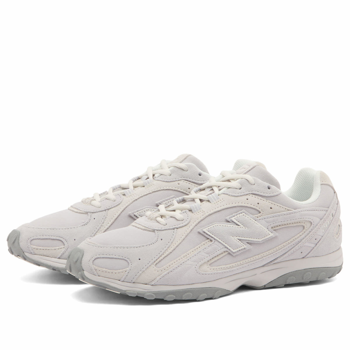 New Balance 204L Sneaker in Moonbeam