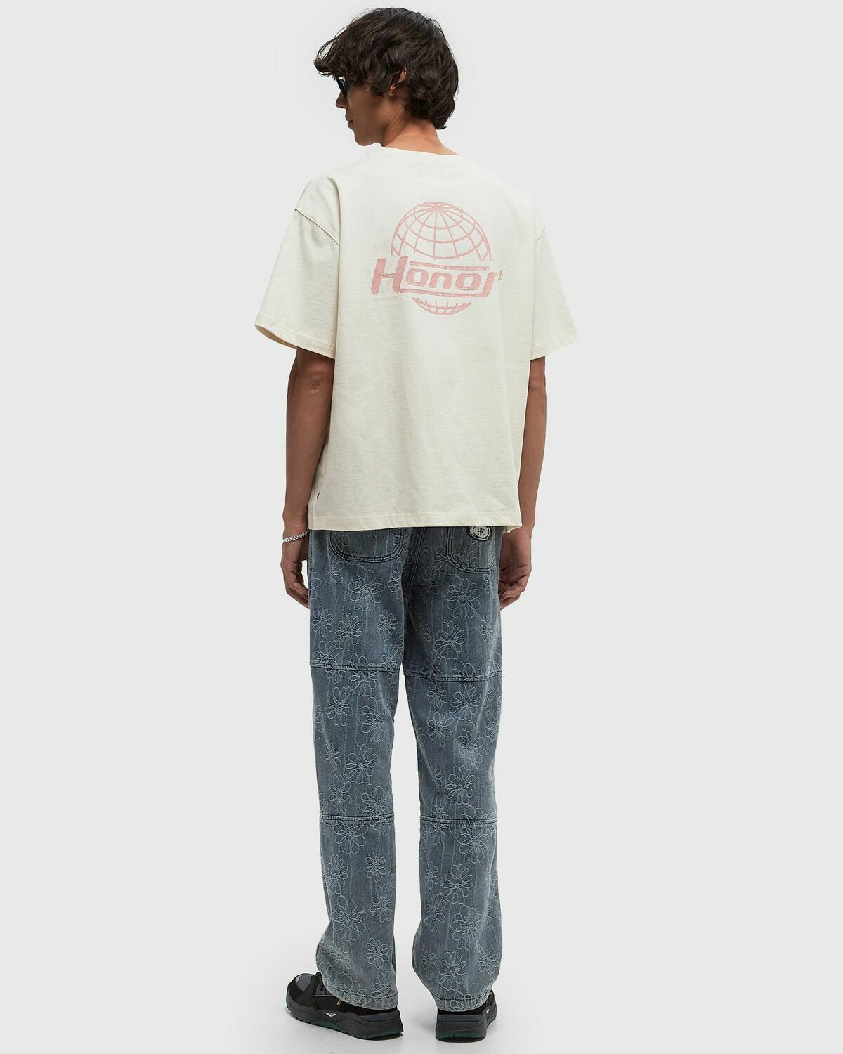 Honor The Gift HONOR GLOBE LOGO TEE Beige Mens Shortsleefe