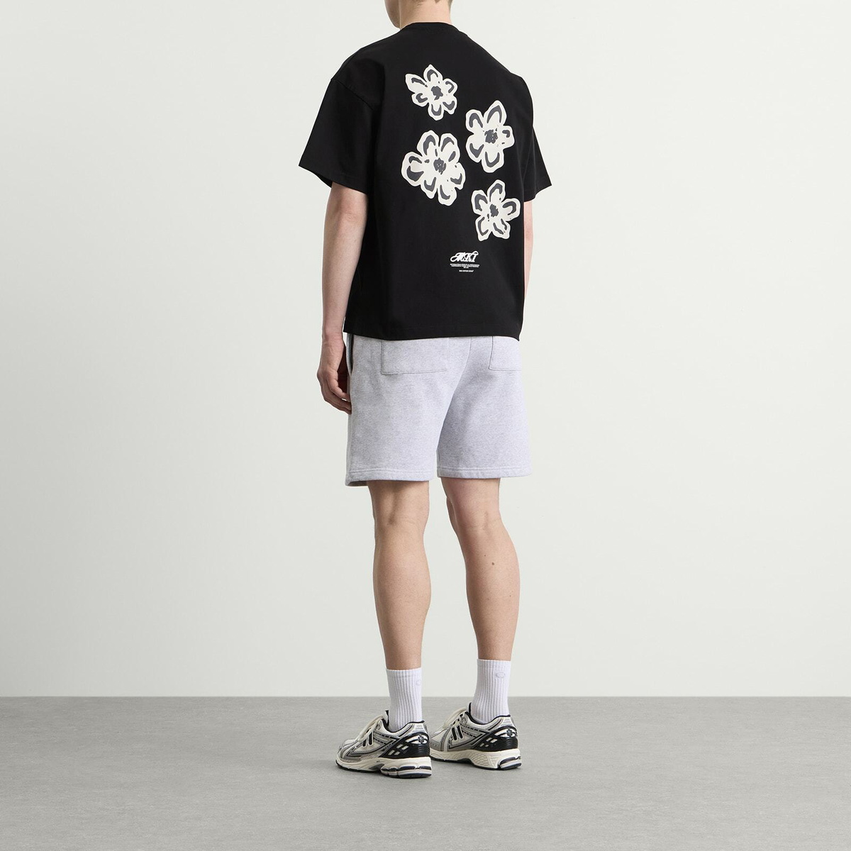 MKI Men's Hibiscus T-Shirt in Black