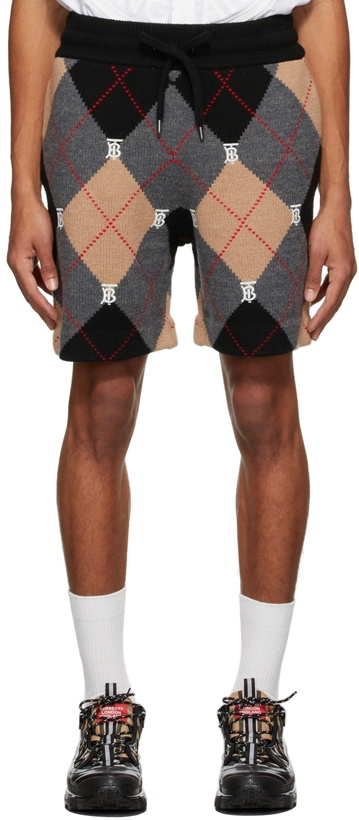 Photo: Burberry Beige Knit Shorts