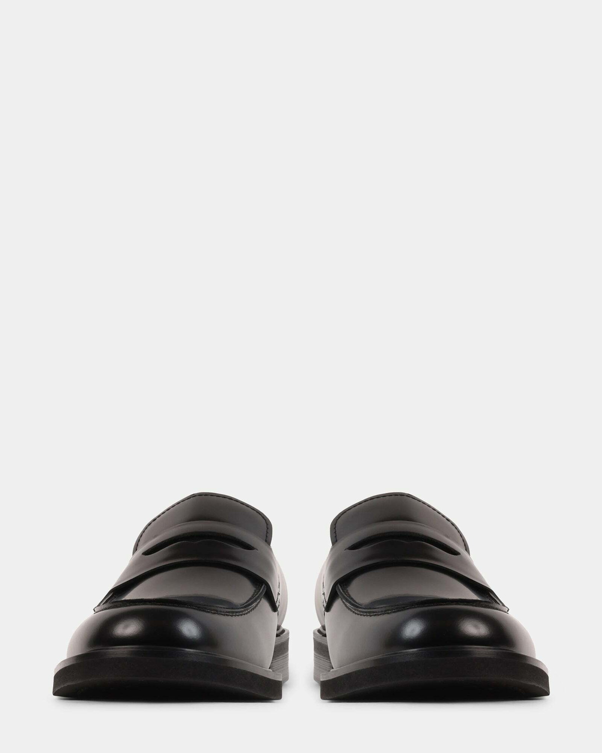 Steve Madden Vanceee Dress Shoes in Black