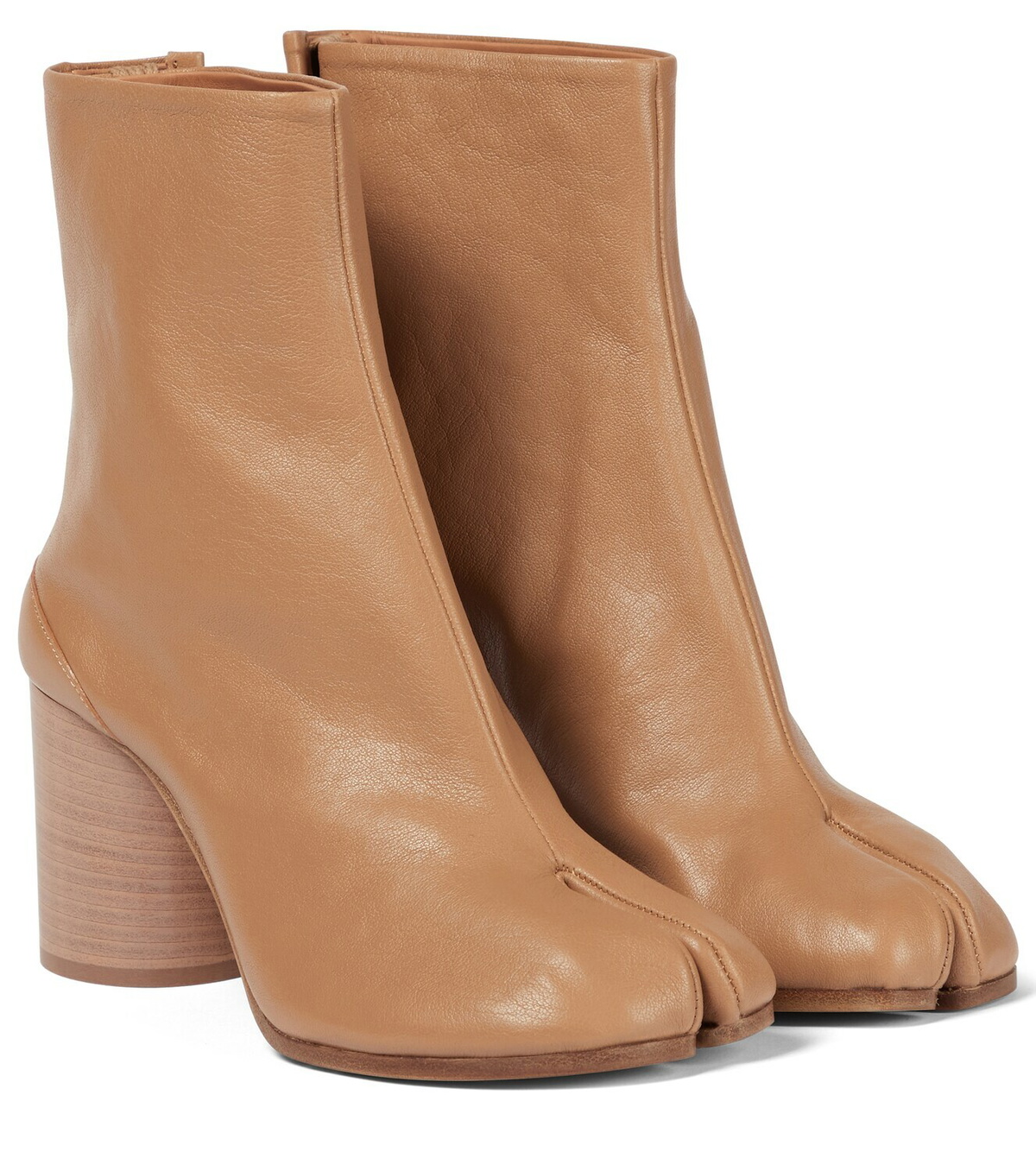 【Maison Margiela】Tabi Low Heel Booties Maison Margiela - Black Low-Heel Tabi Boots – Frances May