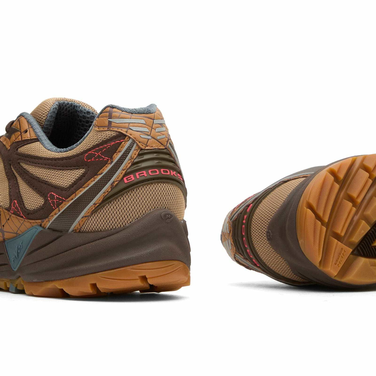 Brooks Men's x STAPLE Cascadia 1 Sneaker in Ginger/Wren/Stormy Weather