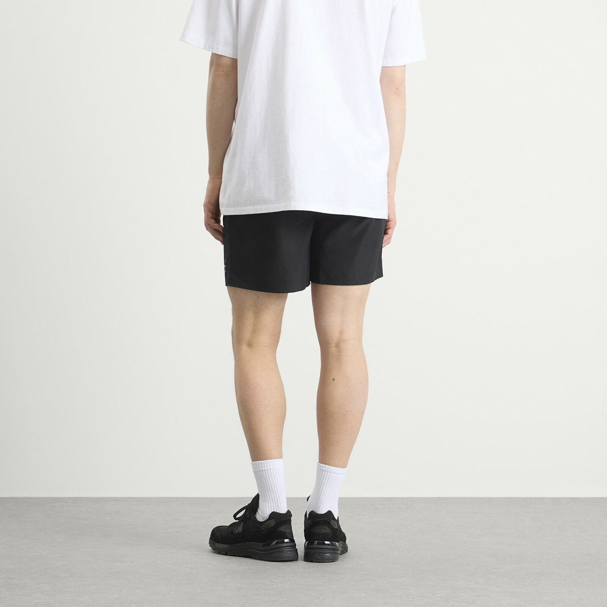 Calvin Klein Men's Medium Drawstring Swim Shorts in Black