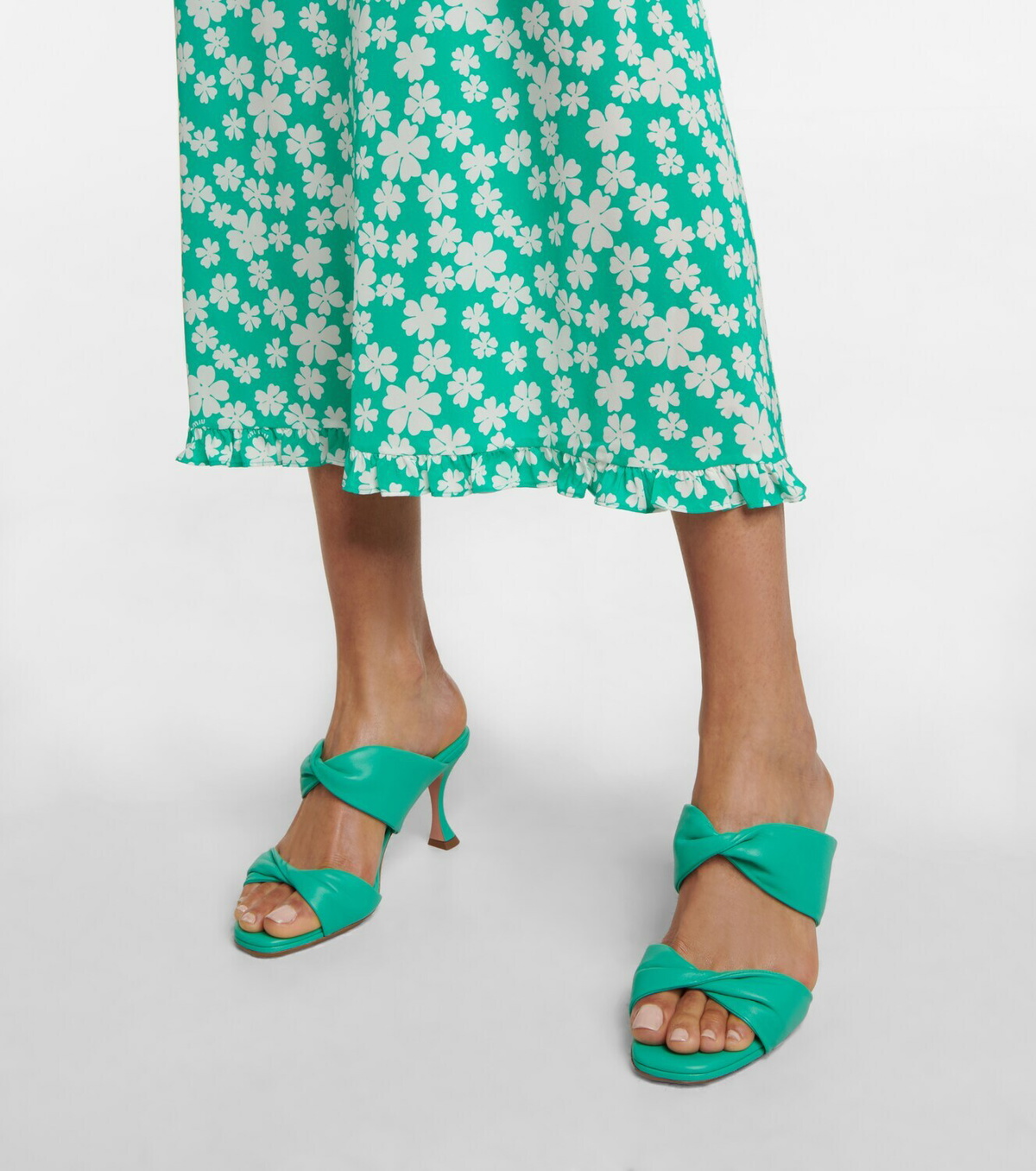 aquazzura crystal twist