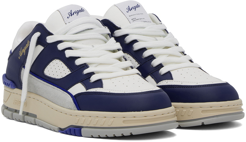 【関税込み】Axel Arigato ホワイト&ブルー Area Lo スニーカー Axel Arigato White & Navy Area Lo Sneakers Axel Arigato