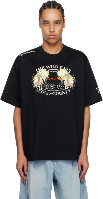 Photo: WOOYOUNGMI Black Palm Tree Graphic T-shirt