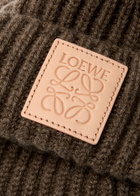 Loewe Logo Ribbed Cashmere Beanie - Beige - One Size