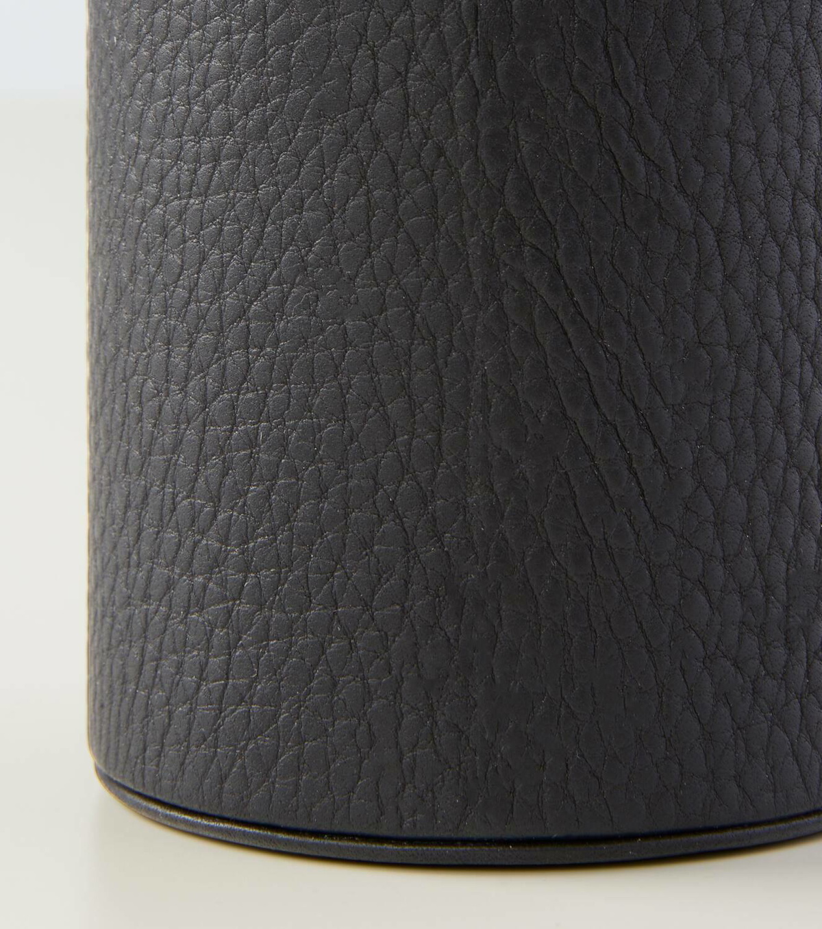 Michaël Verheyden Leather pen pot