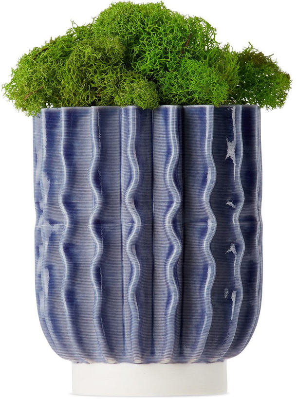 Photo: Polymorf Purple Small Gudrun Planter