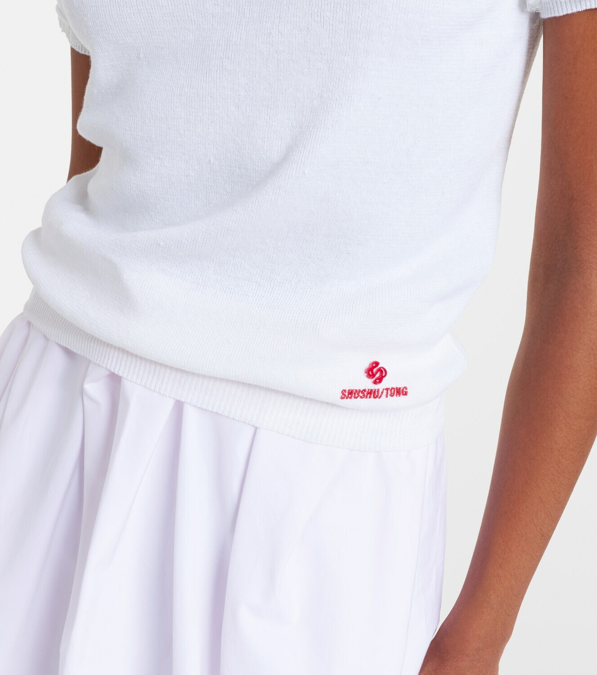 Shushu/Tong Lace-trimmed linen top