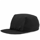 Homme Plissé Issey Miyake Men's Pleated Cap in Black