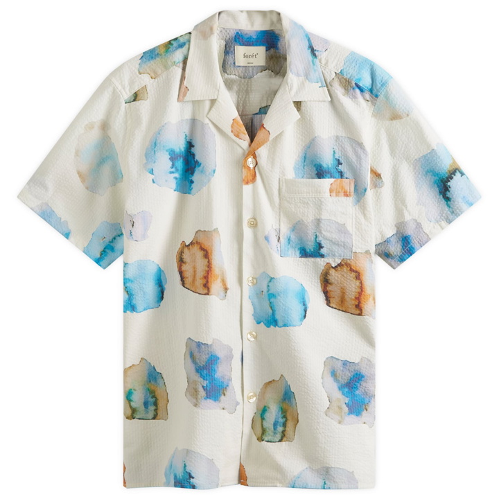 Photo: Foret Men's Hush Seersucker Vacation Shirt in Cloud Print