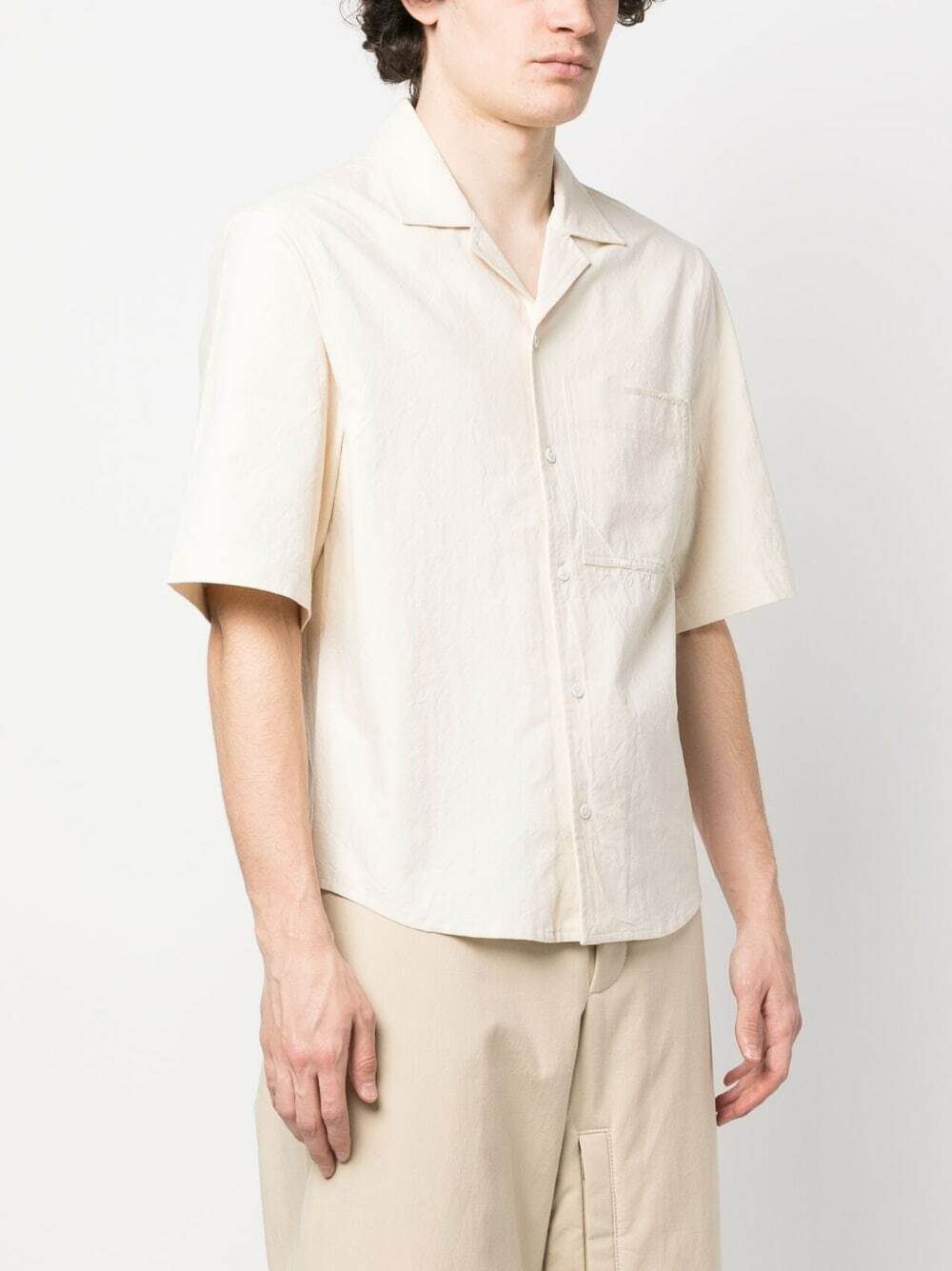 【JACQUEMUS】La Chemise Atelier リネン混シャツ JACQUEMUS La Chemise Atelier linen-blend shirt | Harvey Nichols