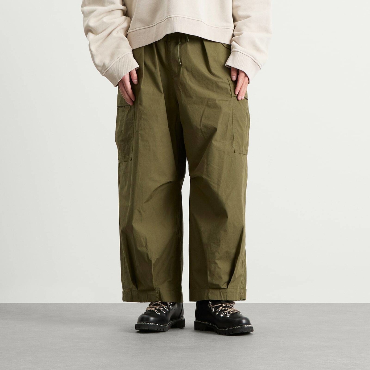 Anglan Men's Field Vijo Balloon Pants in Khaki