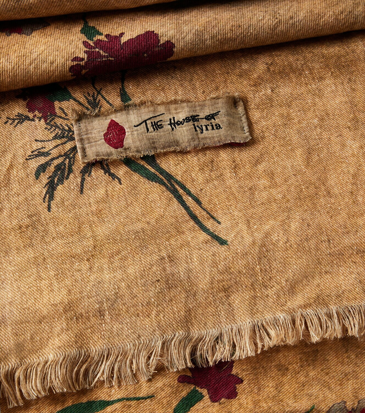 The House of Lyria Firmamento floral linen blanket