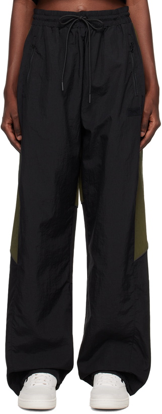 Photo: Reebok Classics Black U Vector Lounge Pants